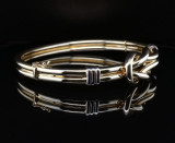Vintage Italian 18K Yellow Gold Love Knott Hinged Bangle 16.29g