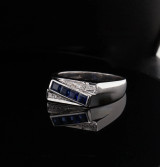 A Gentlemen’s 14ct White Gold 0.08ct H VS Diamond Set Mens sz W Ring Val $5960