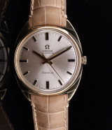 Vintage 1968 Omega Geneve 18k Gold Automatic Cal 552 Wrist Watch - Stunning