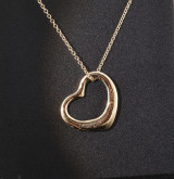 Auth. Tiffany & Co. Elsa Peretti Open Heart 18ct Gold Pendant Necklace