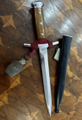 WWII era Swiss Model 1943 Officer’s Dagger by Elsener Schwyz