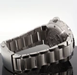 Auth. Oris Aquis Hangang Limited Ed 2000 Green Dial Automatic 300m Dive Watch