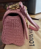 Auth. August 2022 Louis Vuitton Twist PM Shoulder Bag in Rose Raphia Ref M20579