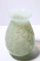 René Lalique "Canards" Vase No. 1076 Opalescent Glass c.1927