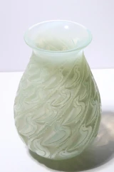 René Lalique "Canards" Vase No. 1076 Opalescent Glass c.1927