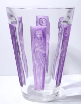 Rene Lalique “Gobelet Six Figurines et Masques” Vase / Goblet Violet Glass n.903