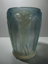 René Lalique Danaides Art Deco Opalescent Blue Vase Model No. 972 Designed 1926