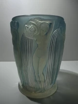 René Lalique Danaides Art Deco Opalescent Blue Vase Model No. 972 Designed 1926