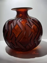 René Lalique Penthievre Rare Red Amber 26cm Vase Ref No. 1011 Designed 1928