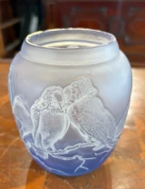 René Lalique "Pigeons" Vase No. 939 Blue Patinated Glass c.1924