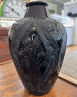 René Lalique Black Lezards et Bleuet Vase No. 879 Designed 1913 Glass 33.7cm