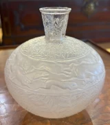 René Lalique Lievres Hares Vase No.942 Opalescent Glass c1923 Signed France