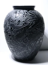René Lalique Martin-Pêcheurs Vase No.920 Black Glass White Patina c1921 Signed