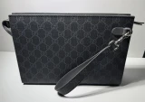Auth Gucci GG Supreme Black Canvas Zip Wristlet Clutch Pouch 784959 Full Set