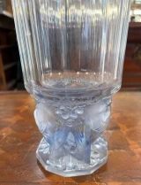 René Lalique "Merles" (Blackbirds) Vase No. 1071 – Blue Patinated Crystal c1931
