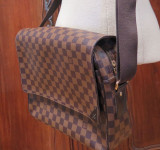 Authentic Louis Vuitton Damier Shelton Messenger Bag MM N41149