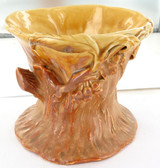 RARE VINTAGE EMILY BRYCE CARTER (1886-1966) GUMNUT VASE.