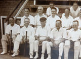 1930s ORIGINAL AUST CRICKET PHOTO. BILL BROWN & ? DOES ANYONE KNOW THE PLAYERS !