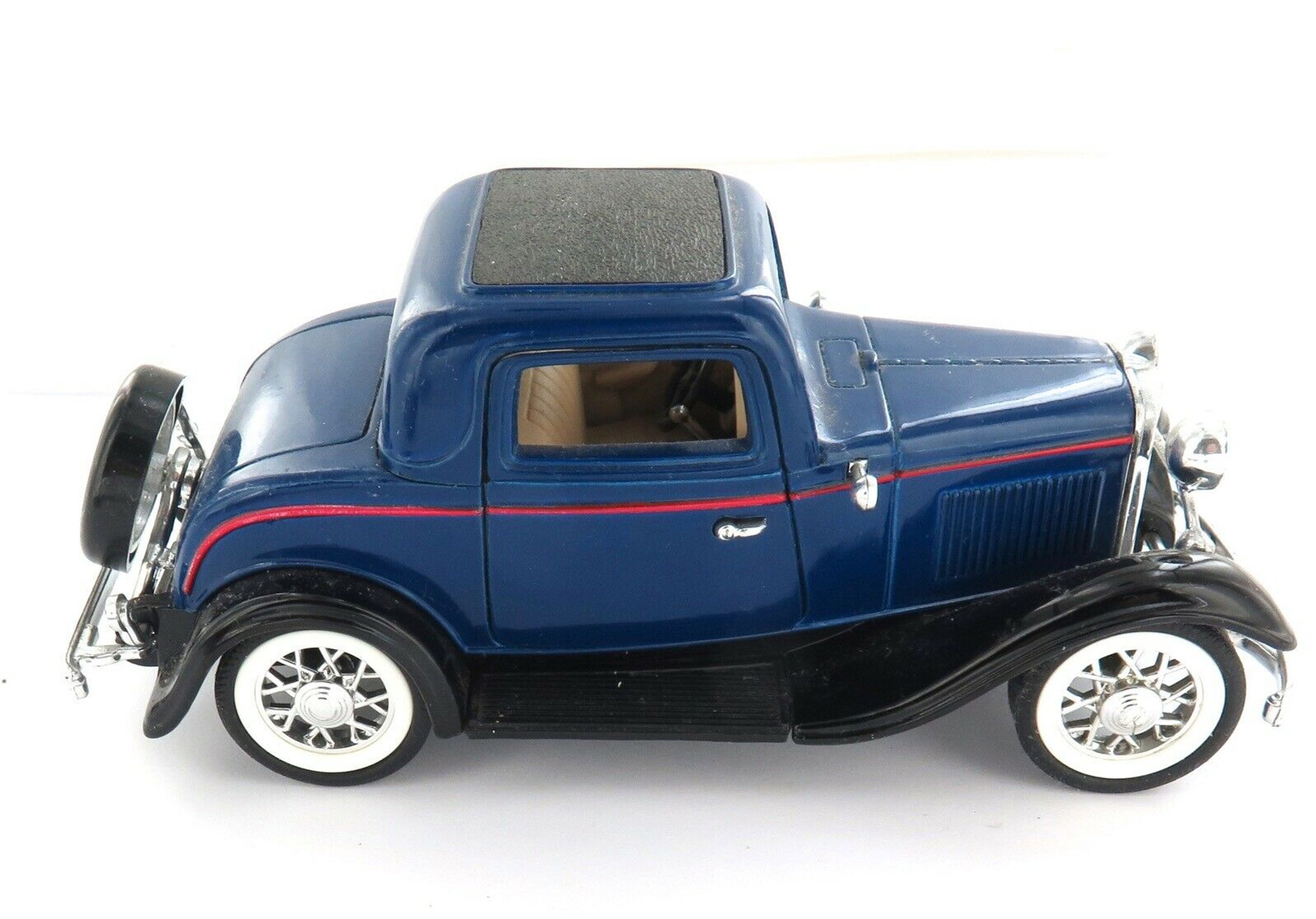 1932 ford 3 window coupe diecast