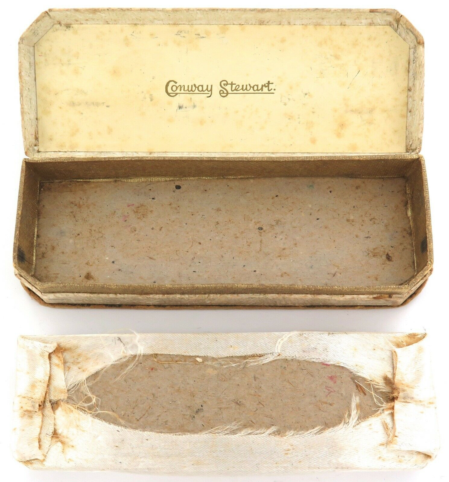 ANTIQUE CONWAY STEWART TWIN COMPARTMENT FOUNTAIN PEN SET DISPLAY BOX.