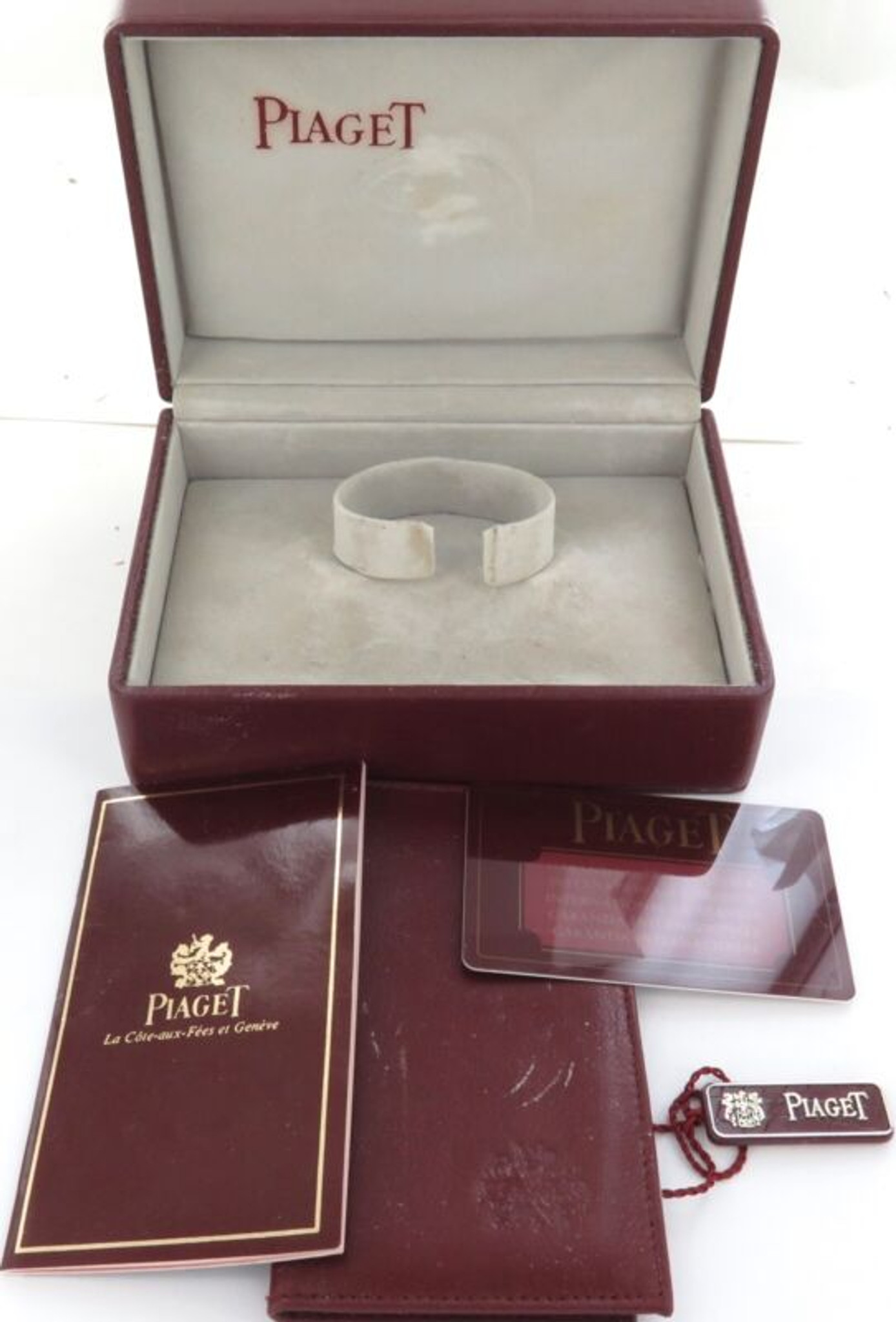 Unsigned Guarantee Tag Piaget Vintage Piaget Watch Box Booklet Leather Wallet 
