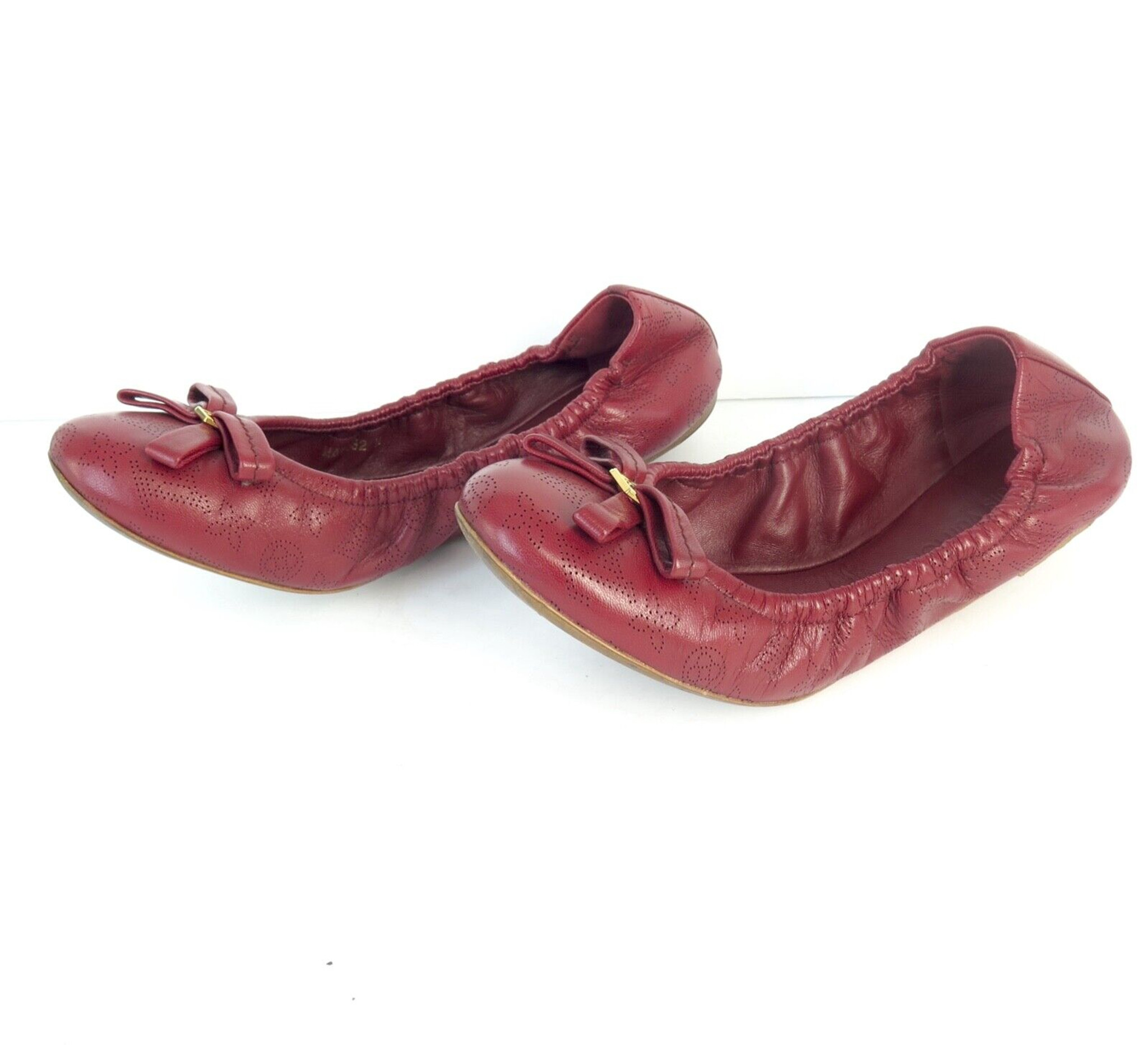 Cloth ballet flats Louis Vuitton Burgundy size 38.5 IT in Cloth - 13080688