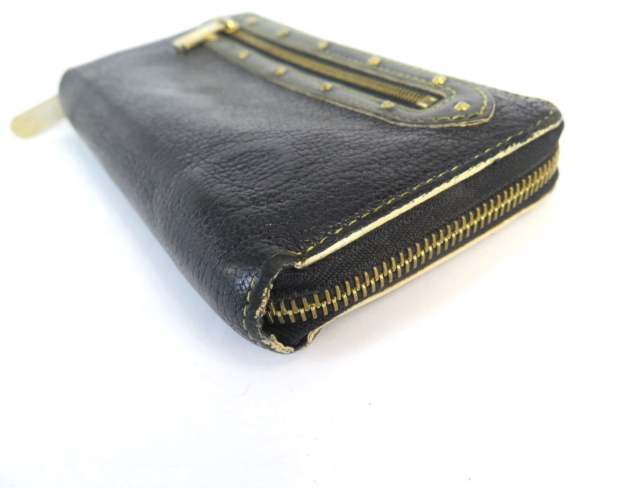 Louis Vuitton Suhali Zippy Wallet Black Long Zip Around ref.291887 - Joli  Closet