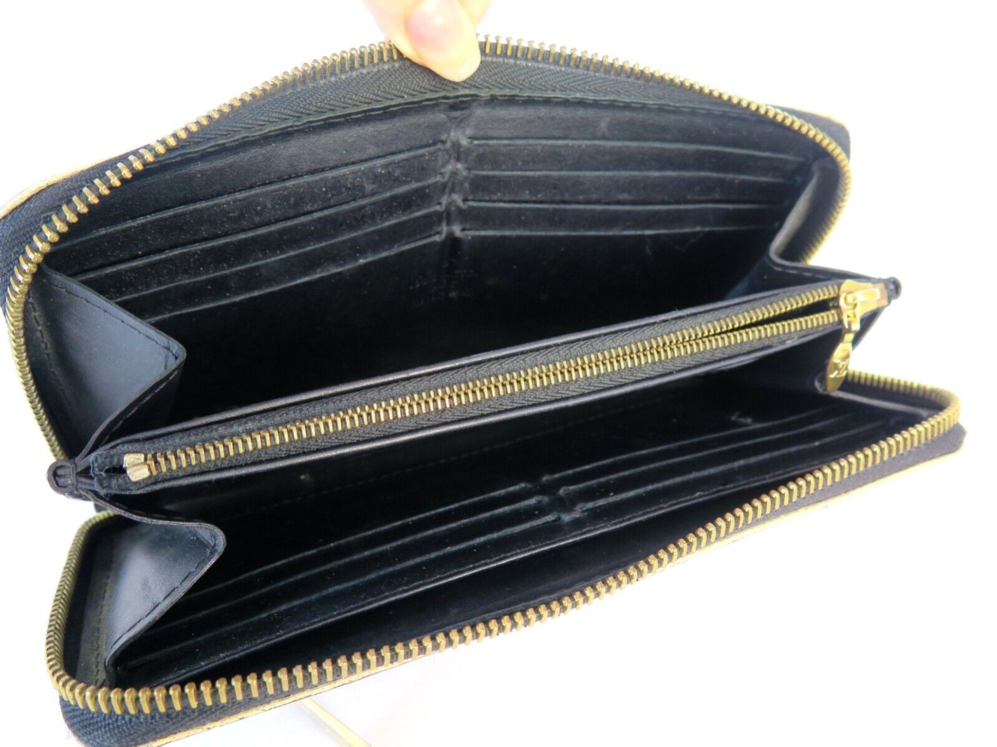 Zippy Wallet Suhali – Keeks Designer Handbags