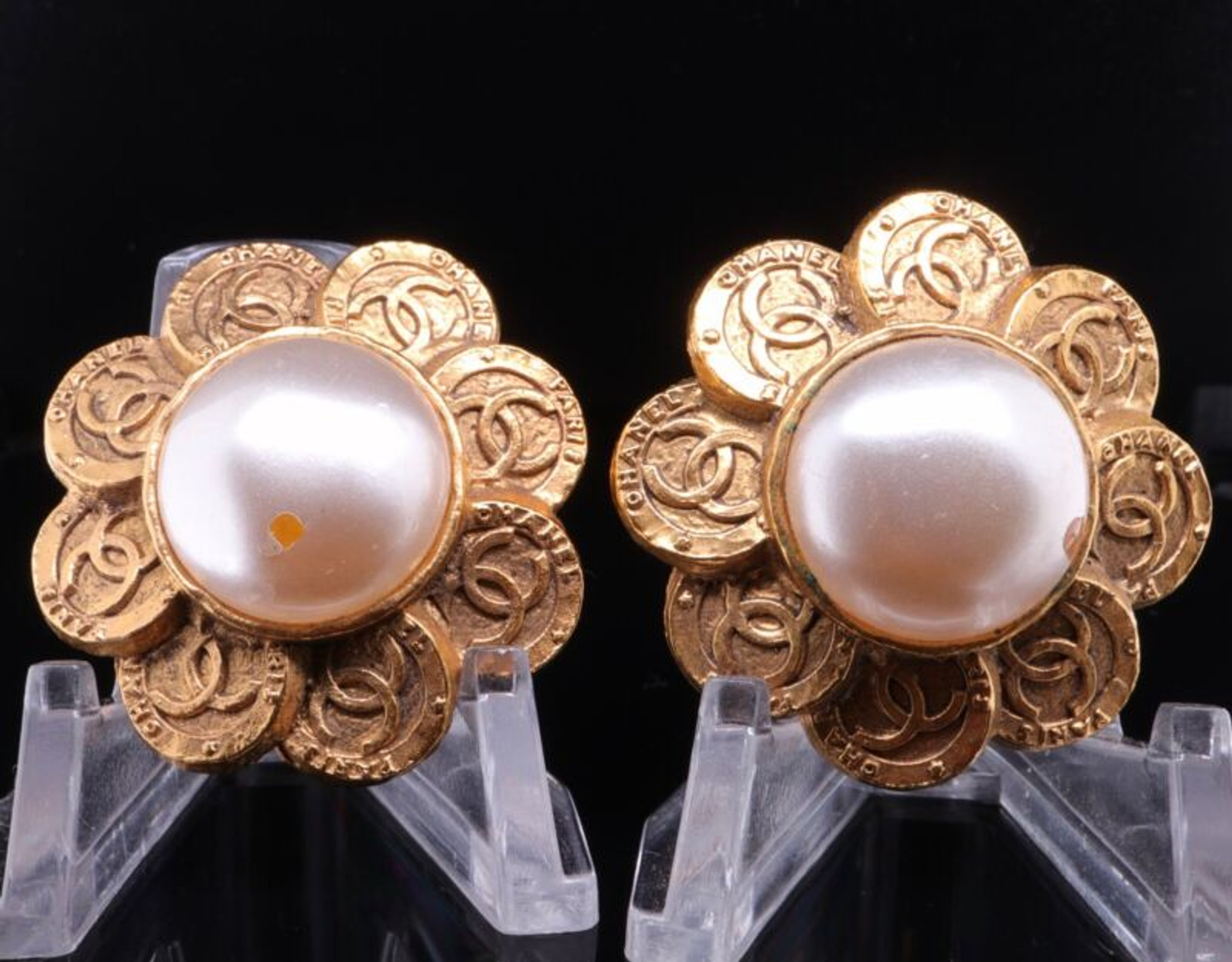 Large Vintage 1980s Chanel 2 CC 8 Gold Tone Clip On Flower Pearl Earrings  2847 - Harrington & Co.