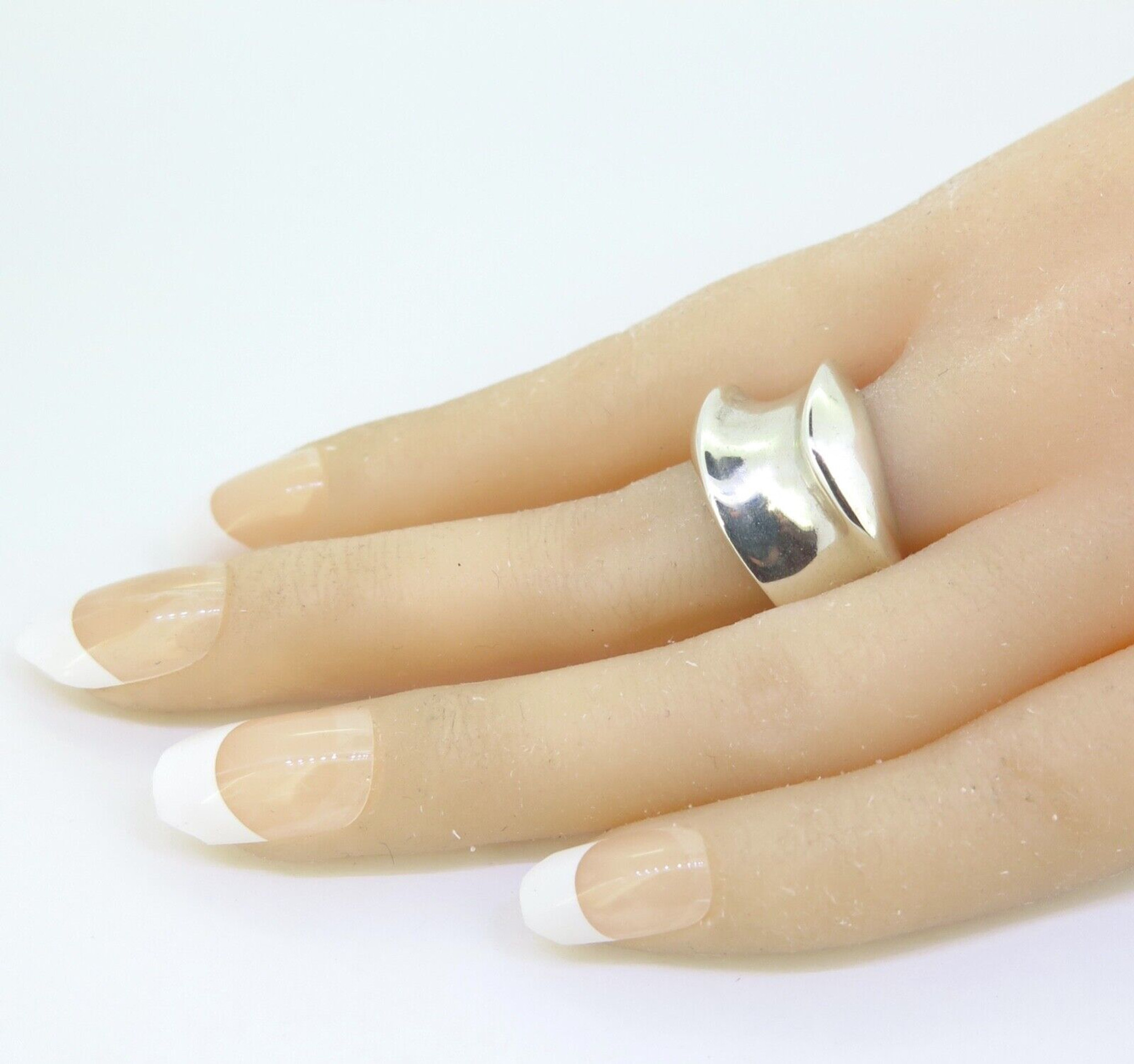 Stylish Sterling Silver Modernist Style Sculptural Ring Size N