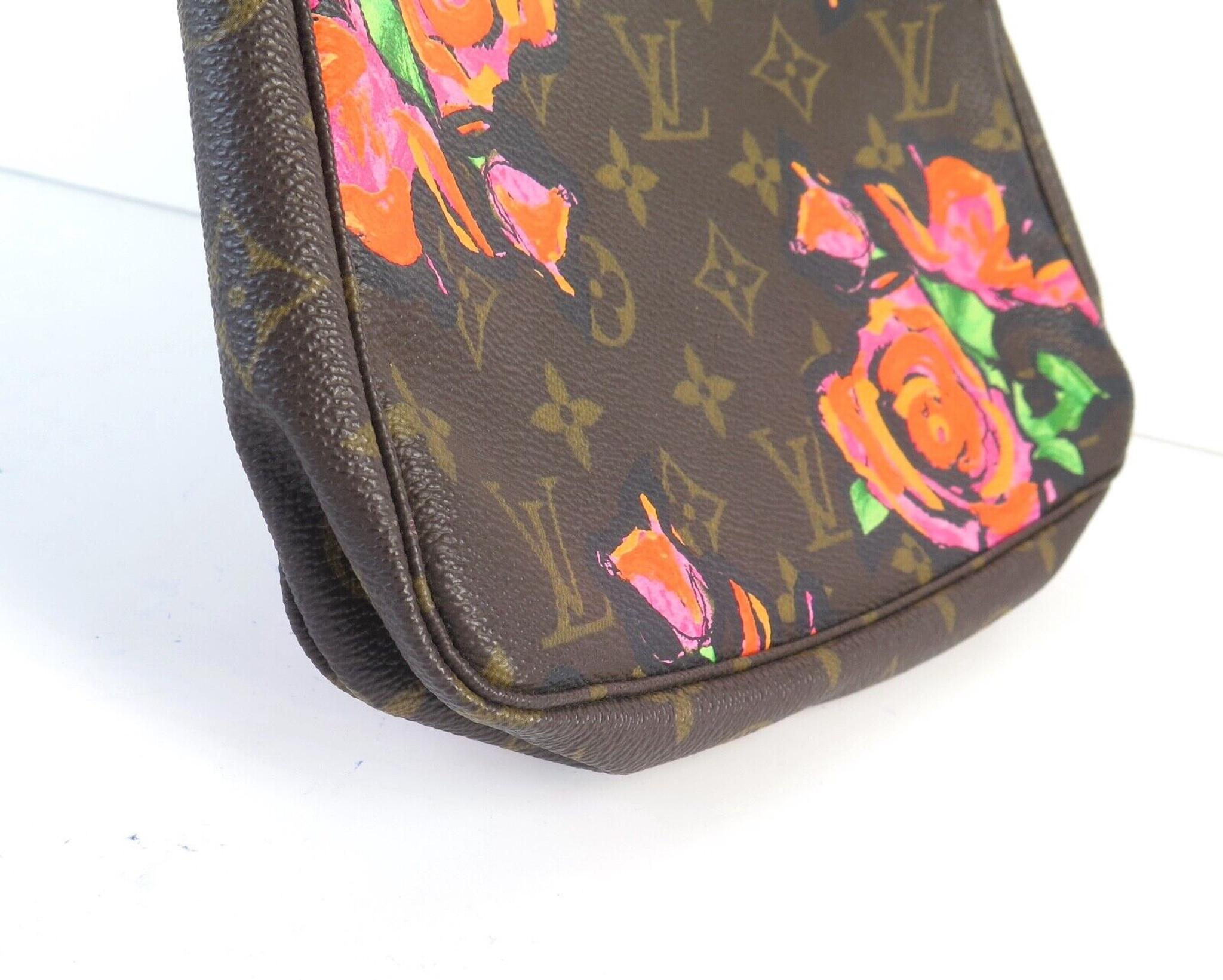 Stephen Sprouse x Louis Vuitton Monogram Roses Pochette Accessoires  QJBJUIJQ0B002