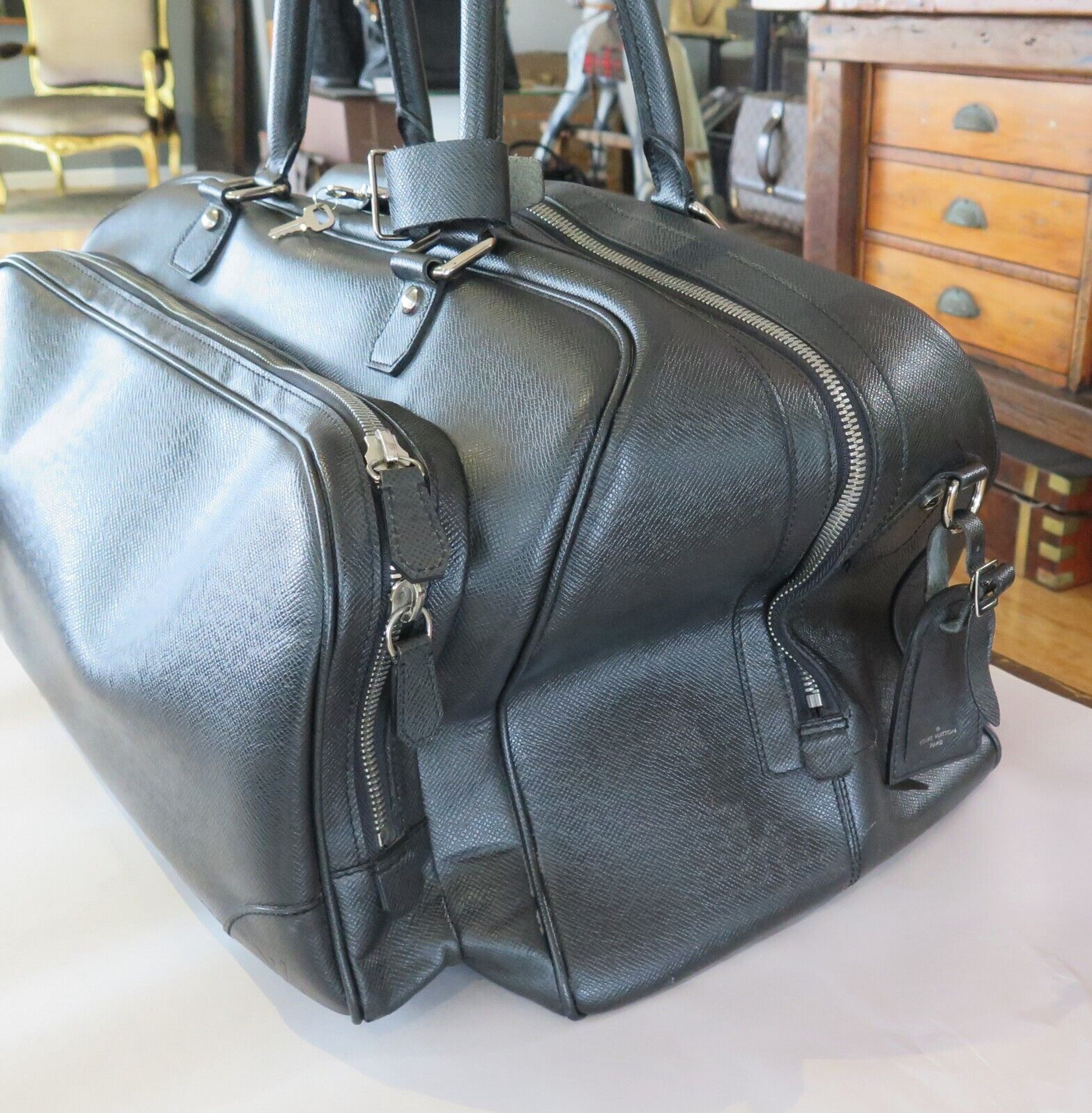 Louis Vuitton Limited Edition Leather Duffle Bag Black - NOBLEMARS