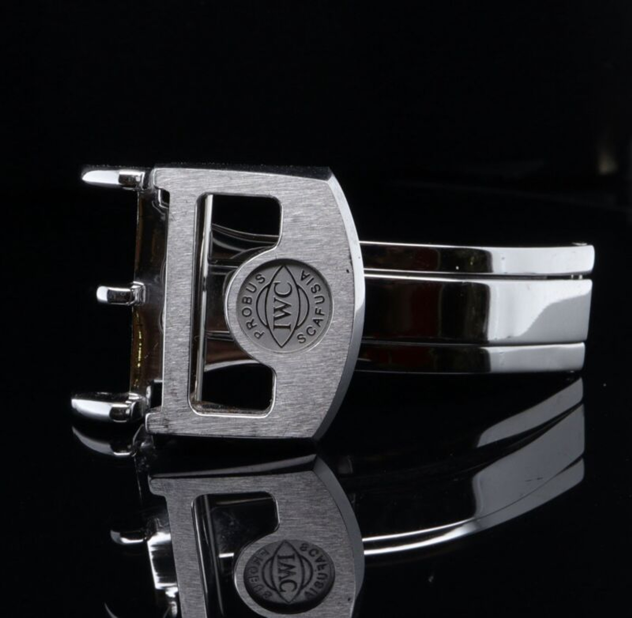 Iwc deployment store buckle