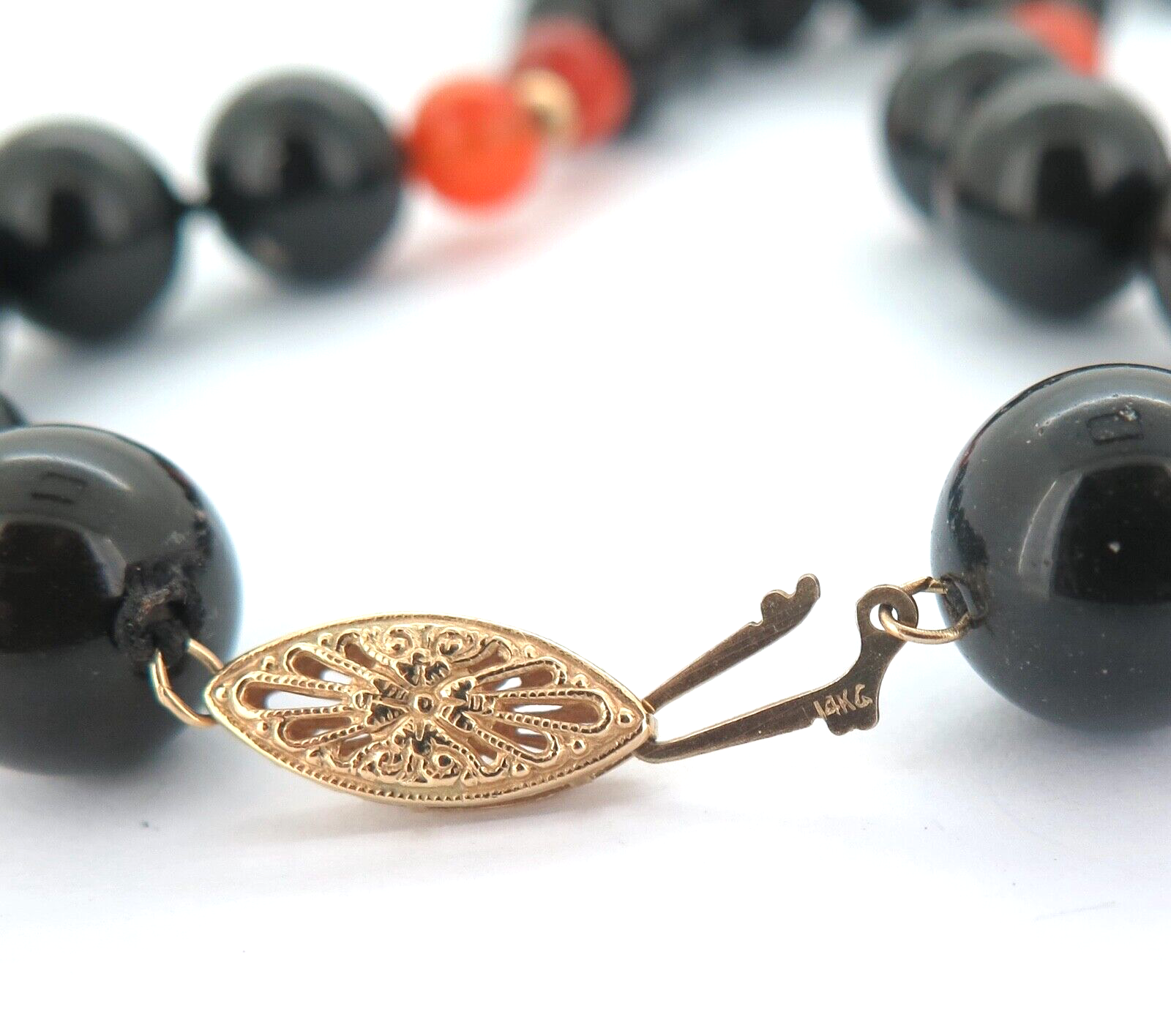 Quality 14ct Yellow Gold Black Onyx & Carnelian Beaded Necklace 
