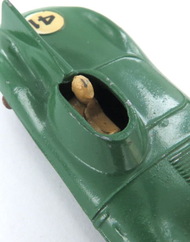 MATCHBOX No.41 JAGUAR D Type ※タイヤはメタル MATCHBOX restoration: 41A & 41B D-Type Jaguar - YouTube