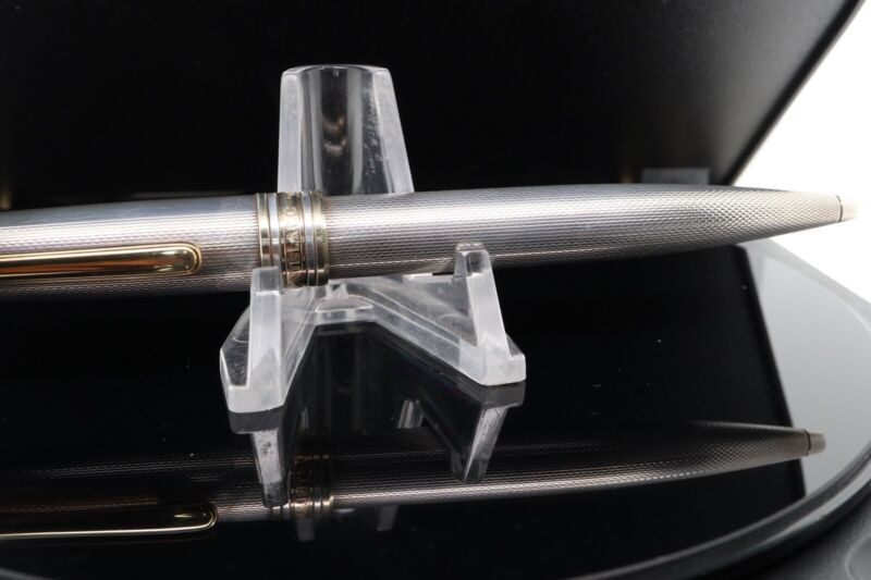 MontBlanc Meisterstuck Solitaire 1646 Sterling Silver Ballpoint