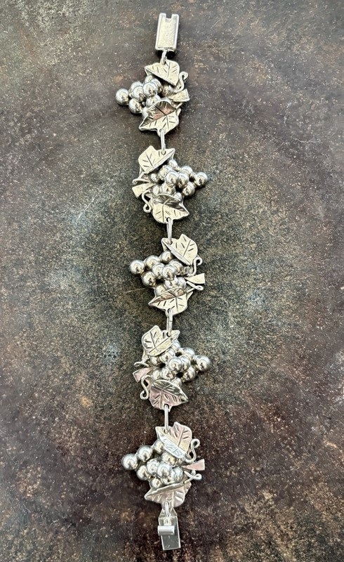 アクセサリー vintage mexican teardrop bracelet 925 Vintage Mexican-Made .925 Silver 20cm Push Clasp Bracelet