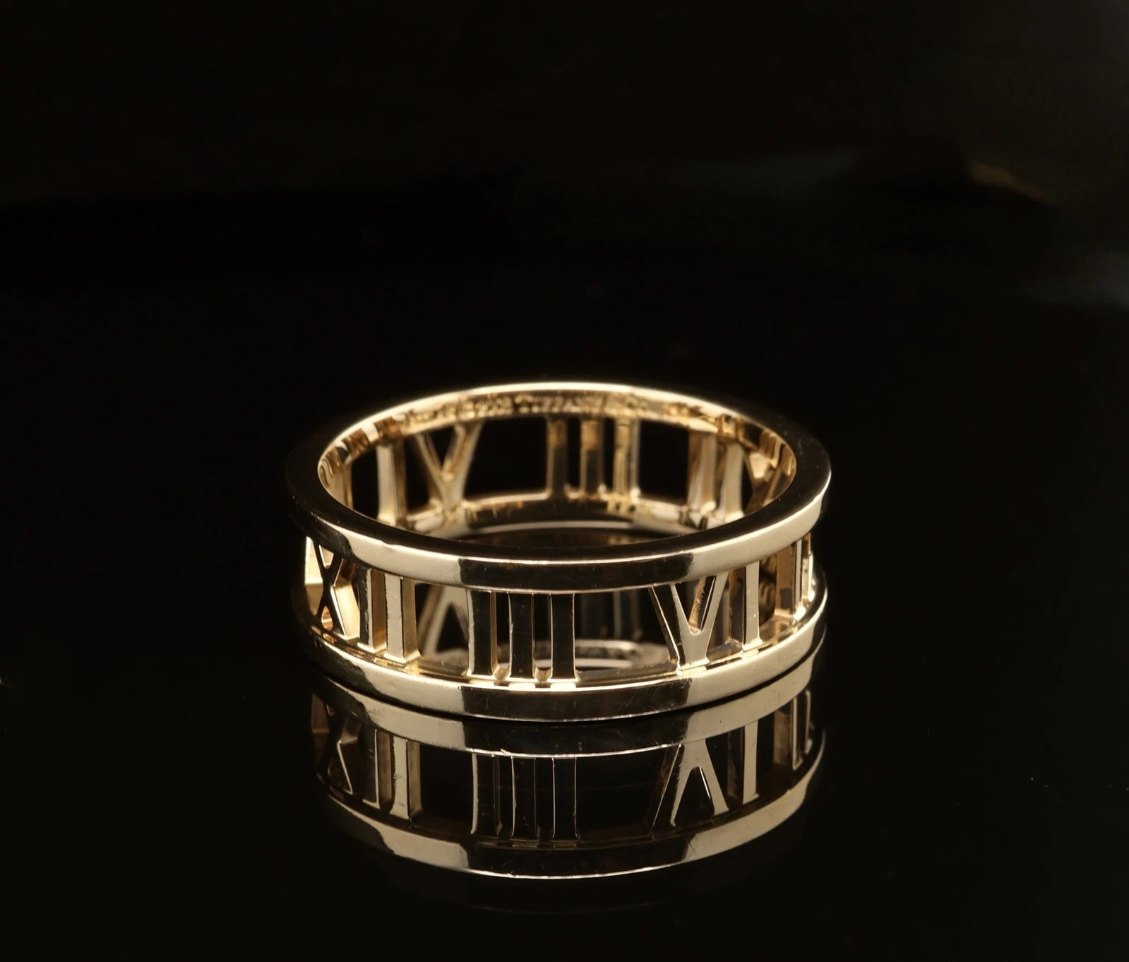 Auth. Tiffany & Co. 18k Gold Atlas Band Ring Size S In Box 5.9g