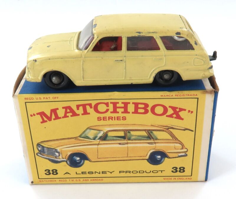 Vintage Lesney Matchbox Vauxhall Victor Estate Car No 38 + Box 