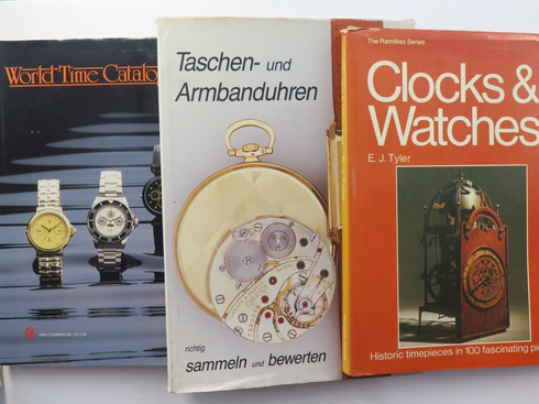 Vintage Books. World Time Catalogue, Taschen-und Armbanduhren