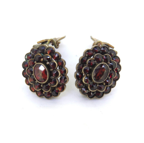 Share more than 62 vintage garnet earrings latest