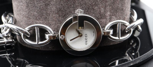 GUCCI(グッチ) 腕時計 チャームウォッチ 107 レディース SS/1Pダイヤ 白 Gucci 107 G Charm Bracelet Watch Stainless Steel SS Ladies GUCCI