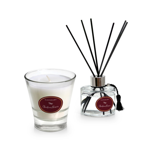 Poinsettia Candle & Diffuser Set - Christmas Berries Poinsettia Candle & Diffuser Set - Christmas Berries