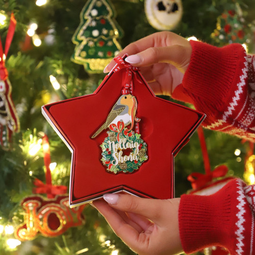 Tipperary Nollaig Shona Robin Sparkle Decoration Tipperary Nollaig Shona Robin Sparkle Decoration