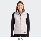 A woman is wearing a light grey padded hybrid vest with a zip, featuring a logo on the chest.