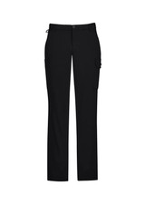 Men's cargo pants in black, featuring a comfortable waist and side pocket details. Includes logo branding on the fabric. Men's cargo pants in black, featuring a comfortable waist and side pocket details. Includes logo branding on the fabric.