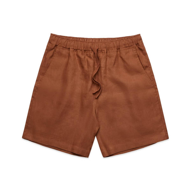 Linen shorts in a warm brown colour with an elastic waistband and side pockets. Features branding.