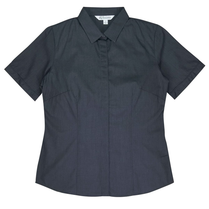 A short sleeve button-up shirt in a dark grey colour, featuring a pointed collar and a fitted design.