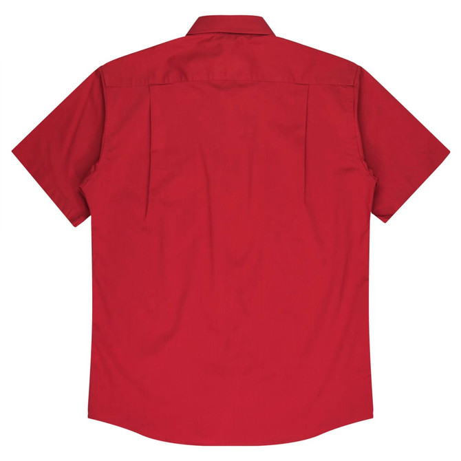 A red short-sleeve button-up shirt with a back yoke and a logo. Ideal for casual or smart-casual wear.