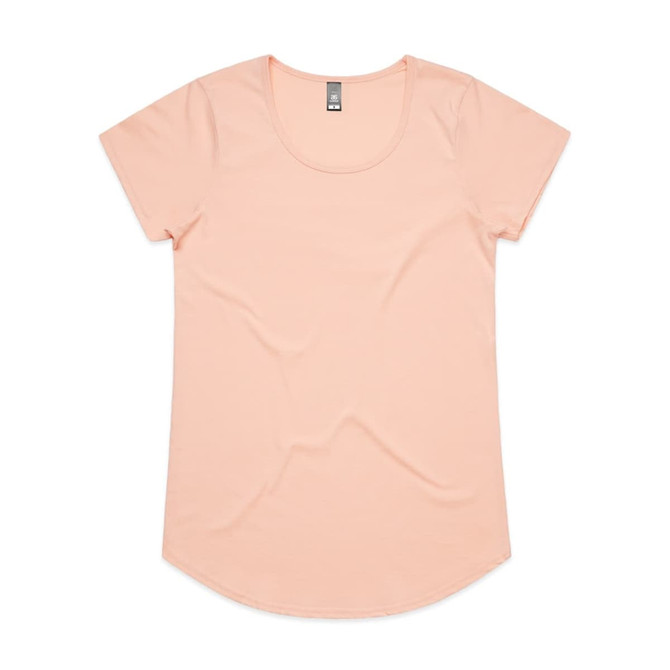 A peach-coloured t-shirt with a round neckline and short sleeves, featuring a logo on the label.